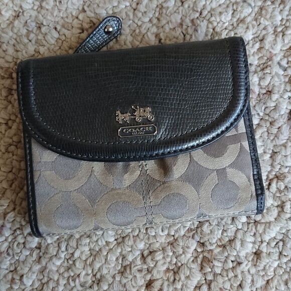 Coach Madison gray op art signature jacquard fabric and Leather Trifold Wallet - Picture 1 of 12